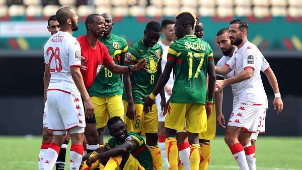  المنتخب الوطني التونسي ونظيره المالي