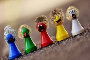 حين تتكلم الألوان&hellip; كيف تُعيد تشكيل سلوك الإنسان دون أن نشعر؟