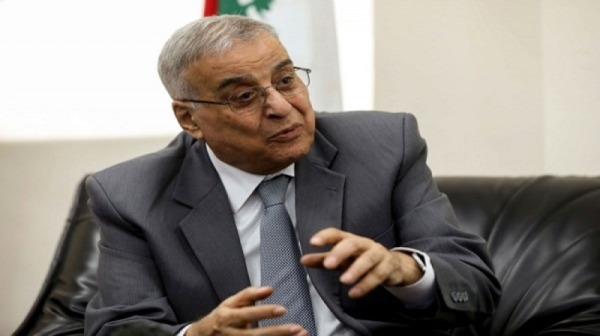 لبنان في وجه  العاصفة الخليجية  .. وتسجيلات مسربة لوزير الخارجية تثير جدلاً بين رواد موقع تويتر