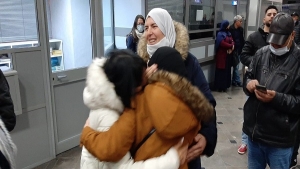 تونس تستقبل طلابها ومواطنيها العائدين من أوكرانيا (الخارجية التونسية).