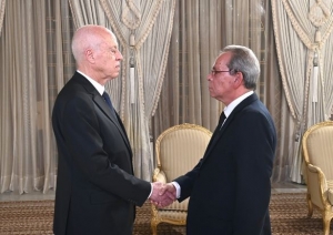 تونس.. قيس سعيد يعفي رئيسة الحكومة نجلاء بودن ويعين أحمد الحشاني خلفا لها