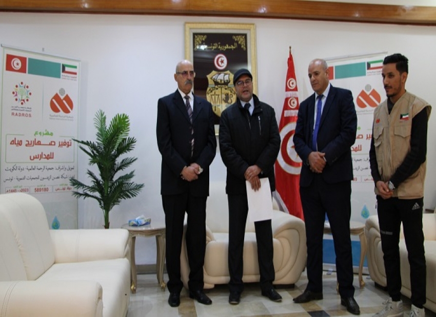 القصرين : المصالح الجهوية تتسلم دفعة من صهاريج المياه ومساعدات مالية