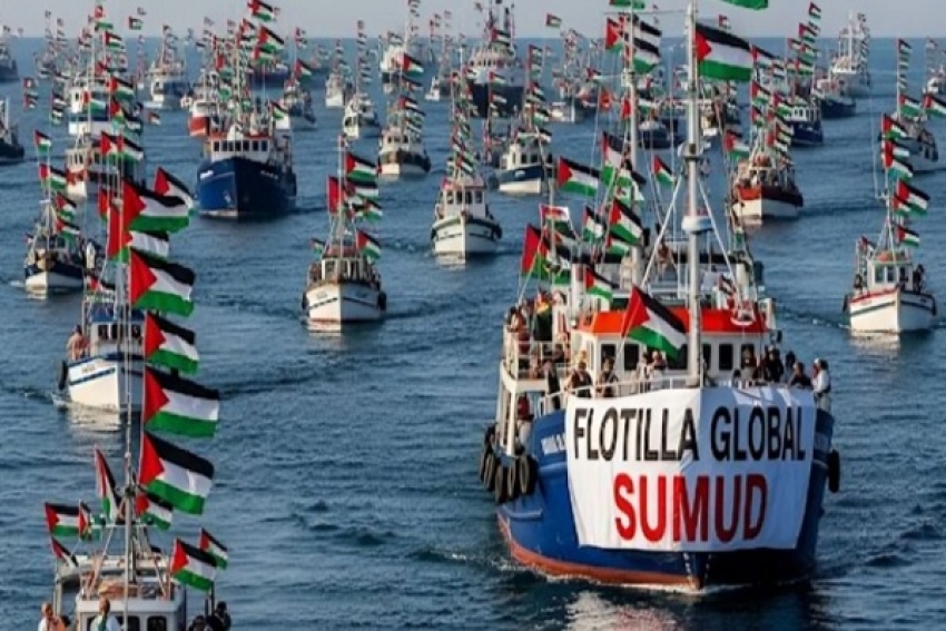 سُفن " أسطول الصمود "  المُختطفة  تصل ميناء أسدود