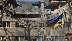 مسؤول أوكراني يثير عاصفة من الانتقادات .. " اخصوا الأسرى الروس "